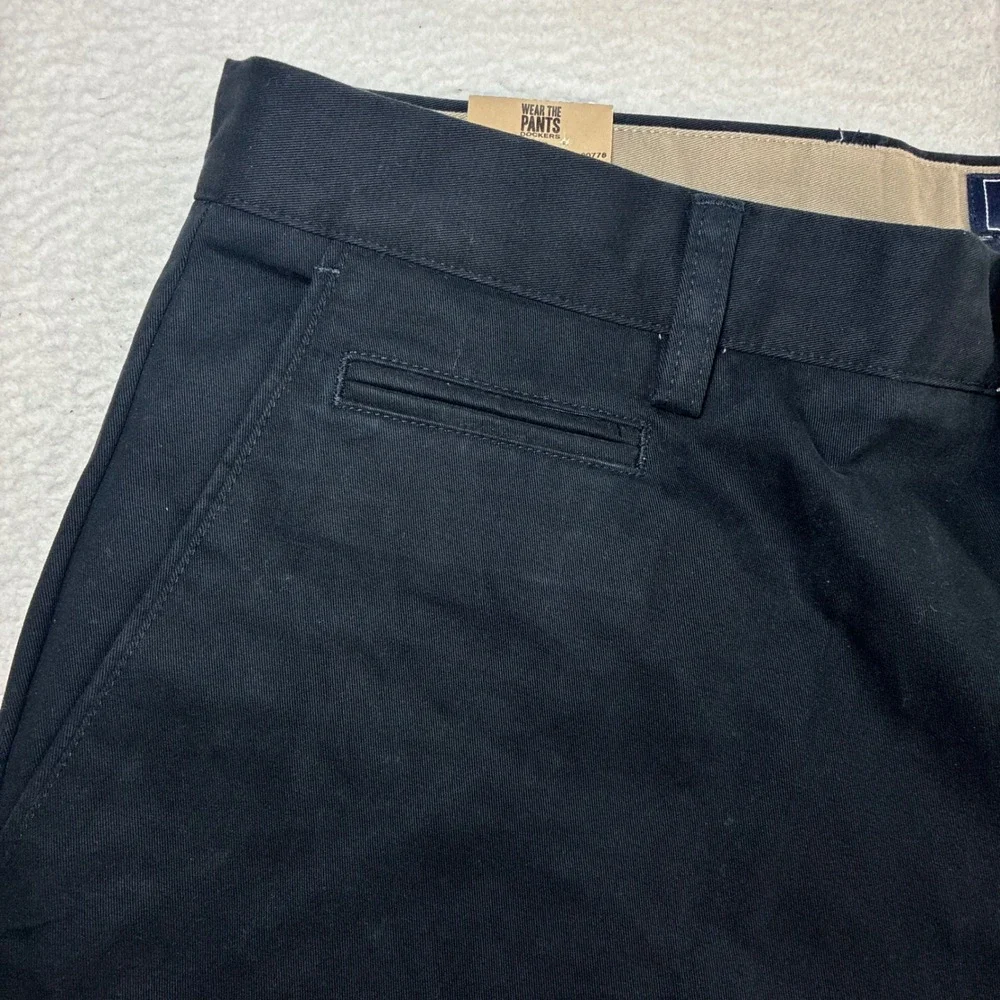 Dockers D4 Chino Pants Men 36x34 Black‎ True Relaxed Flat Front Business NWT